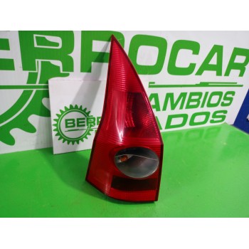 Recambio de piloto trasero izquierdo para renault megane ii familiar 1.9 dci diesel referencia OEM IAM 8200142684  
