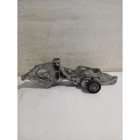 Recambio de soporte alternador para volkswagen polo iv (9n_, 9a_) 1.9 sdi referencia OEM IAM 038903143  