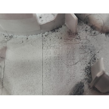 Recambio de tapacubos para citroën c3 aircross referencia OEM IAM 98031813  