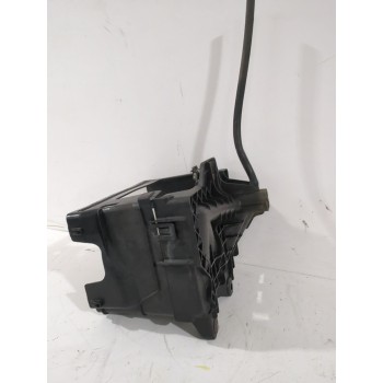 Recambio de soporte bateria para volkswagen polo iv (9n_, 9a_) 1.9 sdi referencia OEM IAM 6Q0915331  