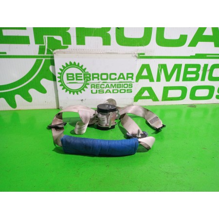 Recambio de cinturon seguridad trasero izquierdo para renault scenic iii xmod bose referencia OEM IAM 888415677R  