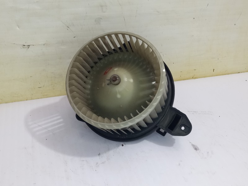 Recambio de ventilador calefaccion para audi a6 avant (4b5) 2.5 tdi quattro referencia OEM IAM 4B1820021B  