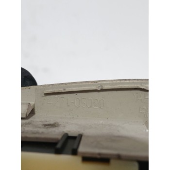 Recambio de mando elevalunas trasero derecho para toyota avensis sedán (_t25_) 2.0 d-4d (adt250_) referencia OEM IAM 7427105020 