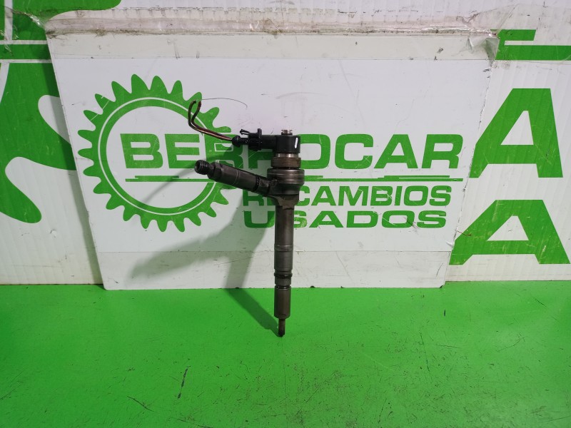 Recambio de inyector para opel astra h berlina elegance referencia OEM IAM 0445110125  