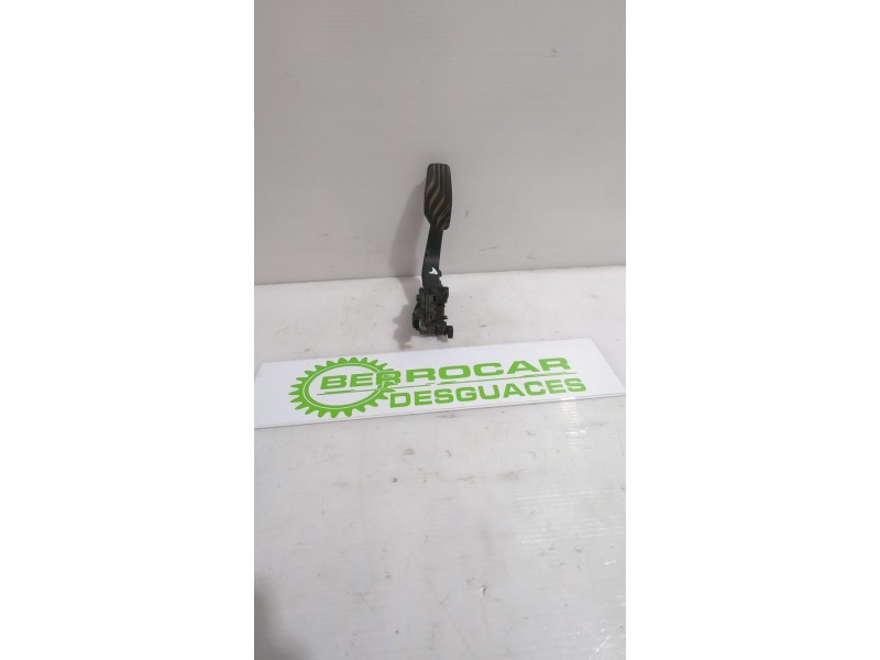 Recambio de pedal acelerador para dacia duster (hm_) 1.0 tce 90 referencia OEM IAM 180108467R  