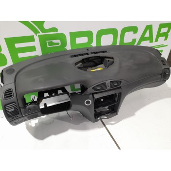 Recambio de salpicadero para renault laguna ii (bg0) 1.6 referencia OEM IAM 7701208170  