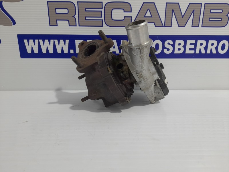 Recambio de turbocompresor para toyota auris 1.4 turbodiesel cat referencia OEM IAM 7807060005 / 172010N042  