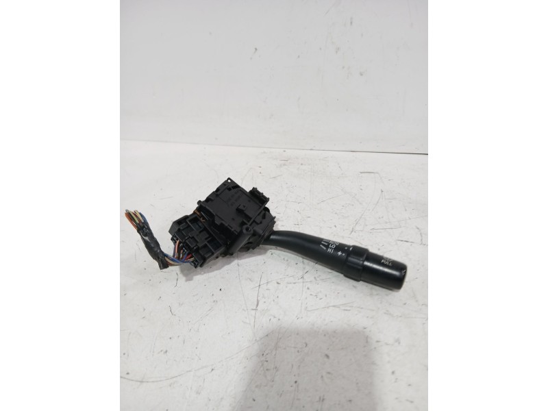 Recambio de mando limpia para toyota avensis sedán (_t25_) 2.0 d-4d (adt250_) referencia OEM IAM 173654LH  