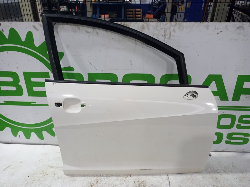Recambio de puerta delantera derecha para seat ibiza (6j5) emoción referencia OEM IAM 6J4831056  