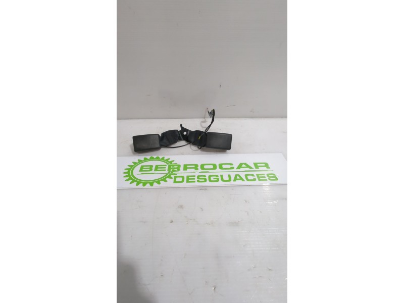 Recambio de enganche cinturon trasero izquierdo para dacia duster (hm_) 1.0 tce 90 referencia OEM IAM 888432859R  