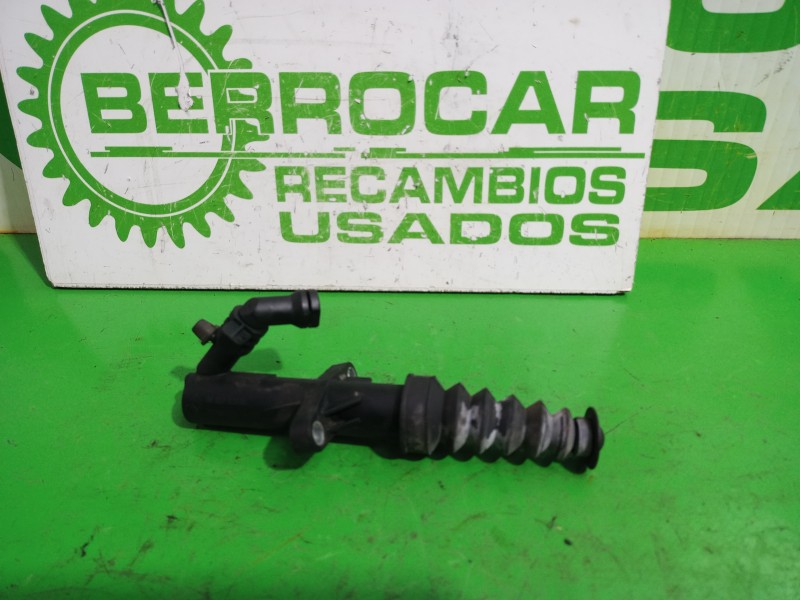 Recambio de bombin embrague para peugeot 508 active referencia OEM IAM 9685782680  