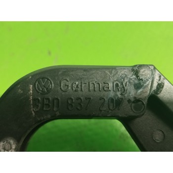 Recambio de maneta exterior trasera izquierda para volkswagen passat berlina (3b3) 1.6 referencia OEM IAM 3B0837207  