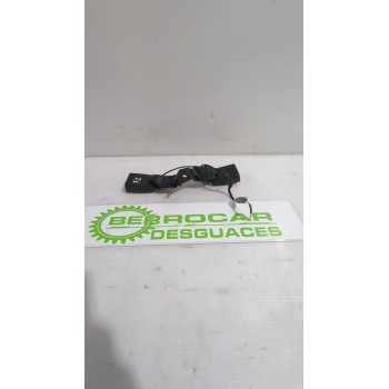 Recambio de enganche cinturon trasero izquierdo para dacia duster (hm_) 1.0 tce 90 referencia OEM IAM 888432859R  