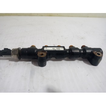 Recambio de rampa inyectora para ford focus lim. (cb4) business referencia OEM IAM 9654592680  