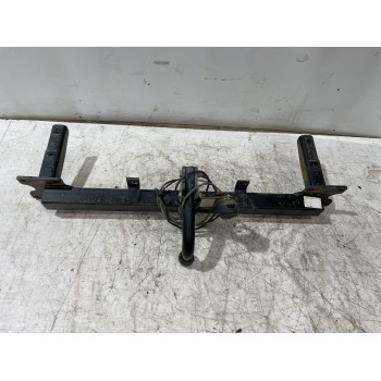 Recambio de enganche remolque para kia carnival ii 2.9 crdi lx referencia OEM IAM ZK55053007B  