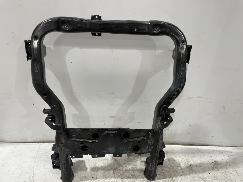 Recambio de puente delantero para volkswagen transporter t6 t6 caravelle trendline referencia OEM IAM 7E0499029  