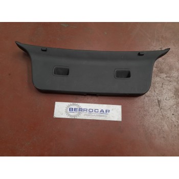 GUARNECIDO PORTON TRASERO 6Q6867601G 