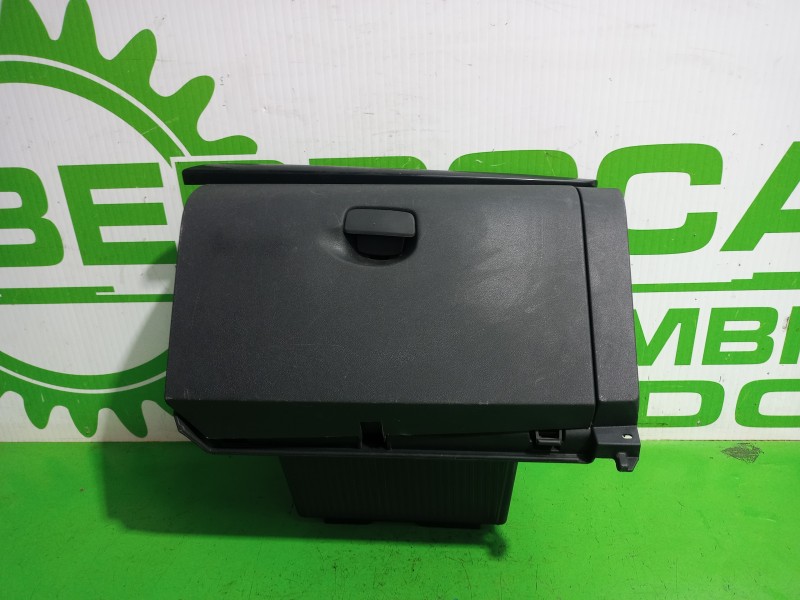 Recambio de guantera para renault scenic iii xmod bose referencia OEM IAM 681080026R  