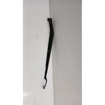 Recambio de brazo limpia delantero izquierdo para kia ceed (cd) 1.0 t-gdi referencia OEM IAM 98311J7000  