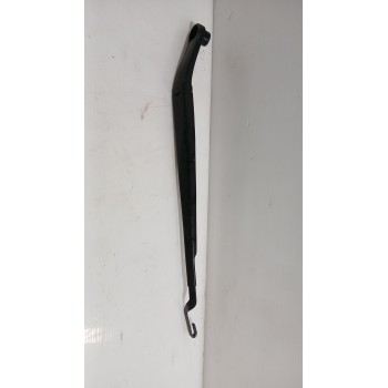 Recambio de brazo limpia delantero izquierdo para kia ceed (cd) 1.0 t-gdi referencia OEM IAM 98311J7000  