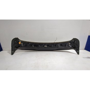 Recambio de aleron trasero para nissan qashqai ii (j11, j11_) 1.3 dig-t referencia OEM IAM 960304Es  