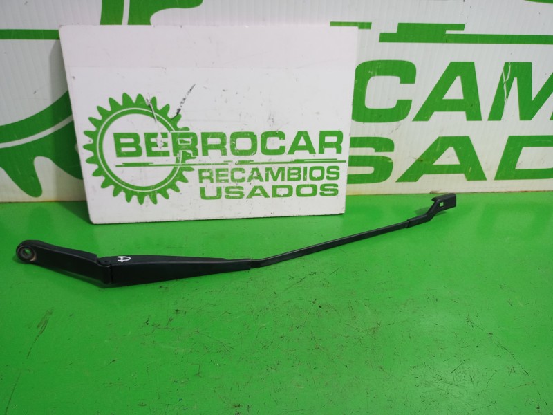 Recambio de brazo limpia delantero derecho para peugeot 508 active referencia OEM IAM 9686437780  