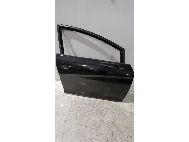 Recambio de puerta delantera derecha para seat leon (1p1) 1.9 tdi referencia OEM IAM 1P0831056A  