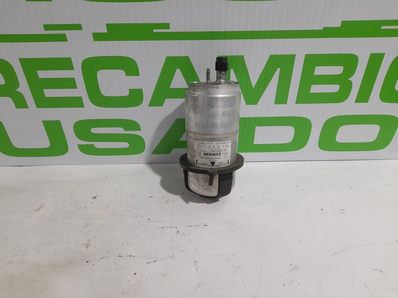 Recambio de filtro aire para renault laguna ii (bg0) 1.6 referencia OEM IAM 8200025640  