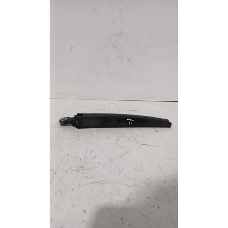 Recambio de brazo limpia trasero para volkswagen polo iv sedán (9n2, 9n4) 1.9 tdi referencia OEM IAM 6Q6955707A  