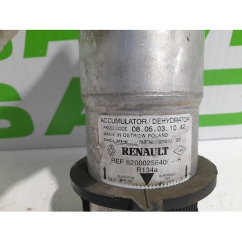 Recambio de filtro aire para renault laguna ii (bg0) 1.6 referencia OEM IAM 8200025640  