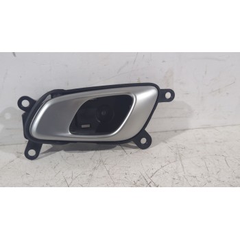 MANETA INTERIOR DELANTERA IZQUIERDA 82610J7000CEP 