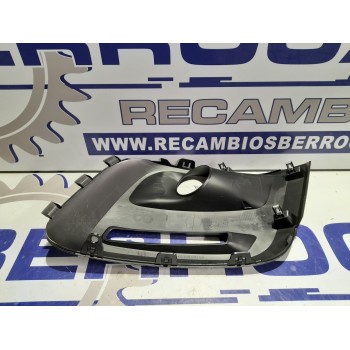 Recambio de rejilla paragolpes derecha para citroën berlingo station wagon referencia OEM IAM 9810965677  