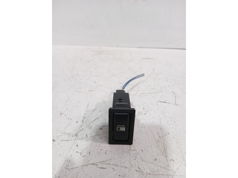 Recambio de interruptor para toyota avensis sedán (_t25_) 2.0 d-4d (adt250_) referencia OEM IAM 156795  
