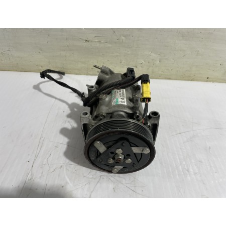 Recambio de compresor aire acondicionado para peugeot 207 confort referencia OEM IAM 9670318880  