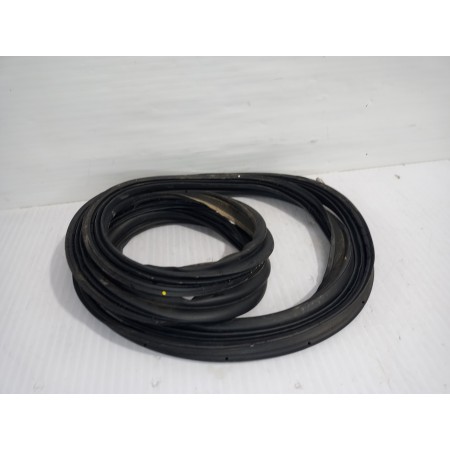 Recambio de goma contorno para kia niro (sg2) hybrid concept referencia OEM IAM 81761AT000WK  