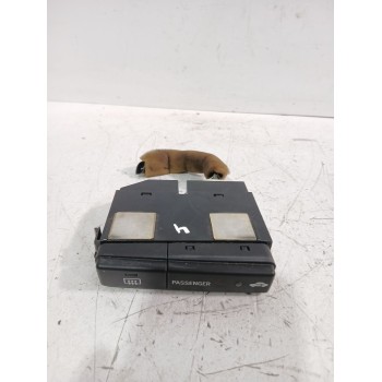 Recambio de interruptor para toyota avensis sedán (_t25_) 2.0 d-4d (adt250_) referencia OEM IAM 8479005130  