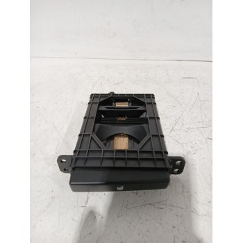 Recambio de posavasos para toyota avensis sedán (_t25_) 2.0 d-4d (adt250_) referencia OEM IAM MT3509  