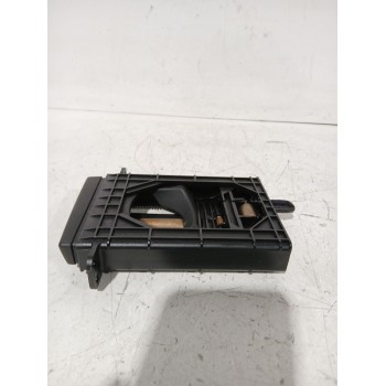 Recambio de posavasos para toyota avensis sedán (_t25_) 2.0 d-4d (adt250_) referencia OEM IAM MT3509  