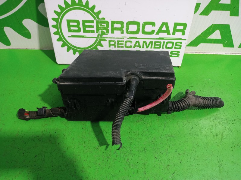 Recambio de caja reles / fusibles para ford focus berlina (cap) 1.6 16v cat referencia OEM IAM 3M5T14A142AB  