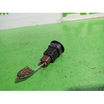 Recambio de interruptor para renault laguna grandtour iii renault laguna iii grandtour referencia OEM IAM 8200169589C  