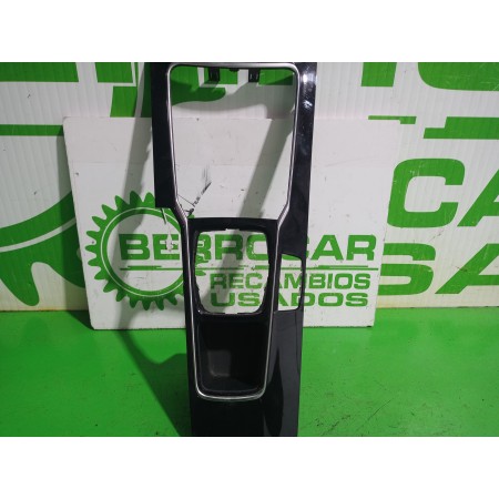 Recambio de moldura para peugeot 508 active referencia OEM IAM 9671084377  