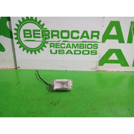 Recambio de luz interior para renault laguna grandtour iii renault laguna iii grandtour referencia OEM IAM 8200418356  
