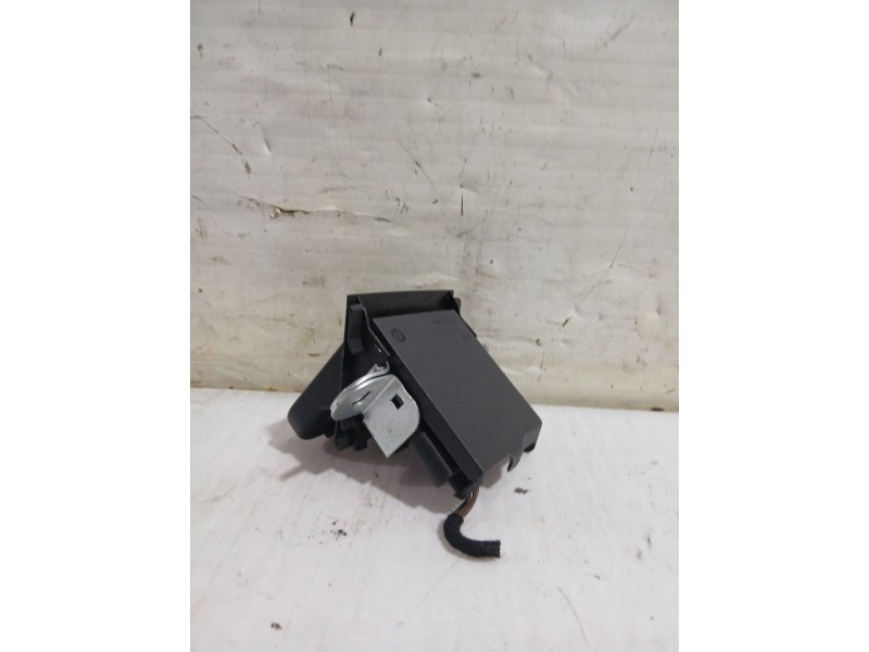 Recambio de cerradura maletero / porton para seat leon (1p1) 1.9 tdi referencia OEM IAM 1P0827505E9B9  