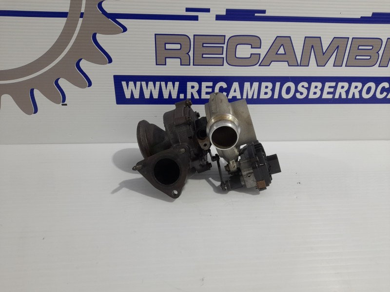 Recambio de turbocompresor para jaguar xe 2.0 diesel cat referencia OEM IAM G4D36K682AE  