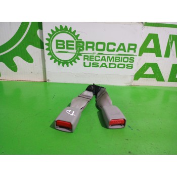 ENGANCHE CINTURON TRASERO DERECHO 898403E200CY 