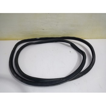 Recambio de goma contorno para audi a6 avant (4b5) 2.5 tdi quattro referencia OEM IAM 4B0831721E  