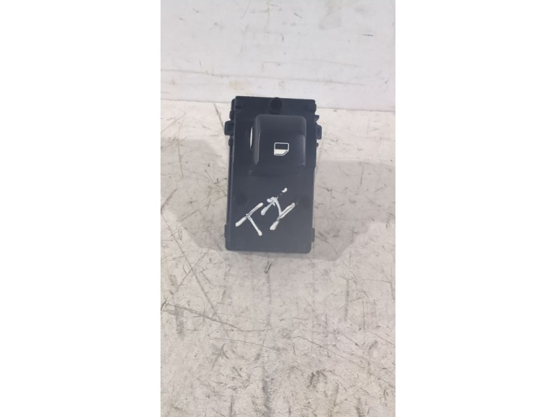 Recambio de mando elevalunas trasero izquierdo para kia ceed (cd) 1.0 t-gdi referencia OEM IAM 93581J7000  