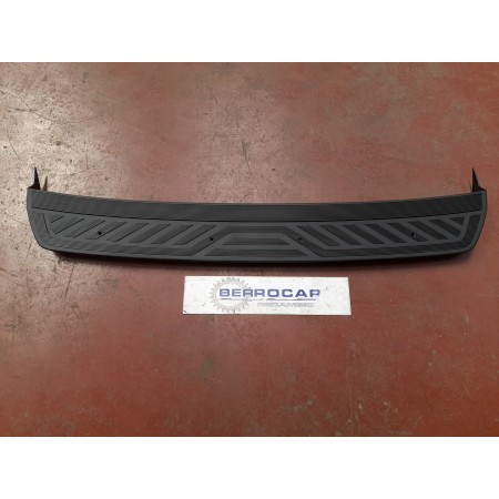 Recambio de pie trasero para hyundai h350 bus referencia OEM IAM 86651-59100  