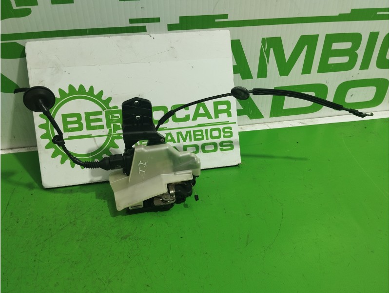 Recambio de cerradura puerta trasera izquierda para volkswagen passat berlina (3b3) 1.6 referencia OEM IAM 3B4839015AL  