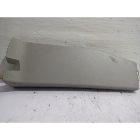 Recambio de moldura delantera derecha para volkswagen transporter t6 t6 caravelle trendline referencia OEM IAM 7E1867292D  